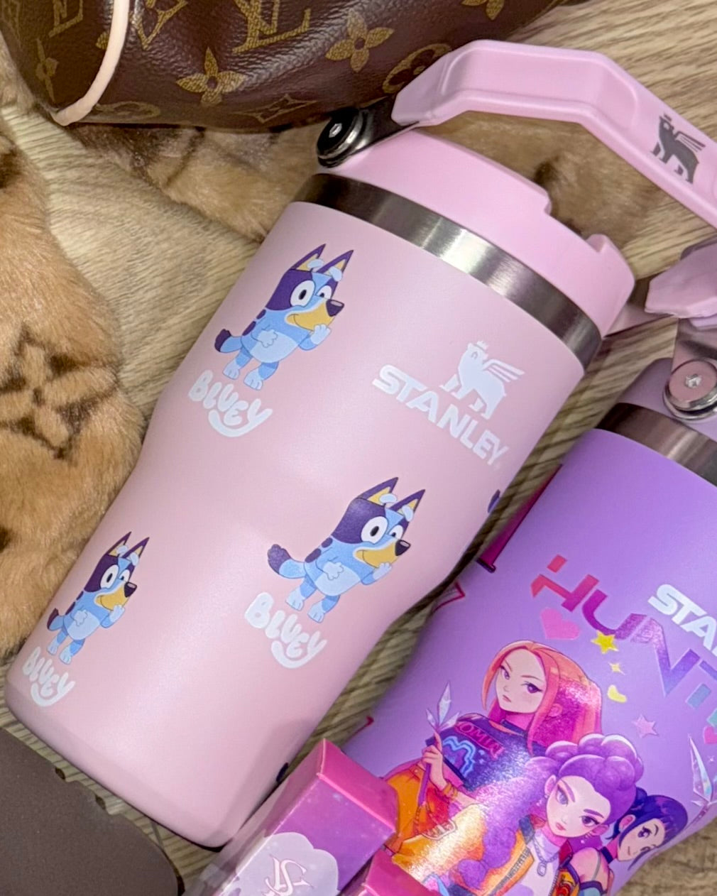 Pink bluey 20oz flip top