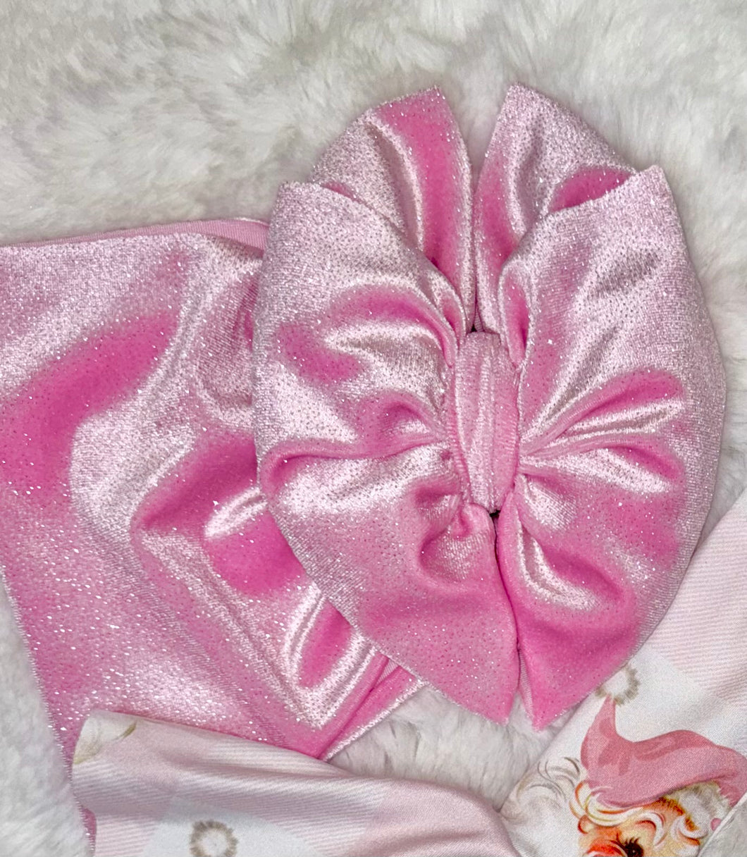 Glitter pink bows