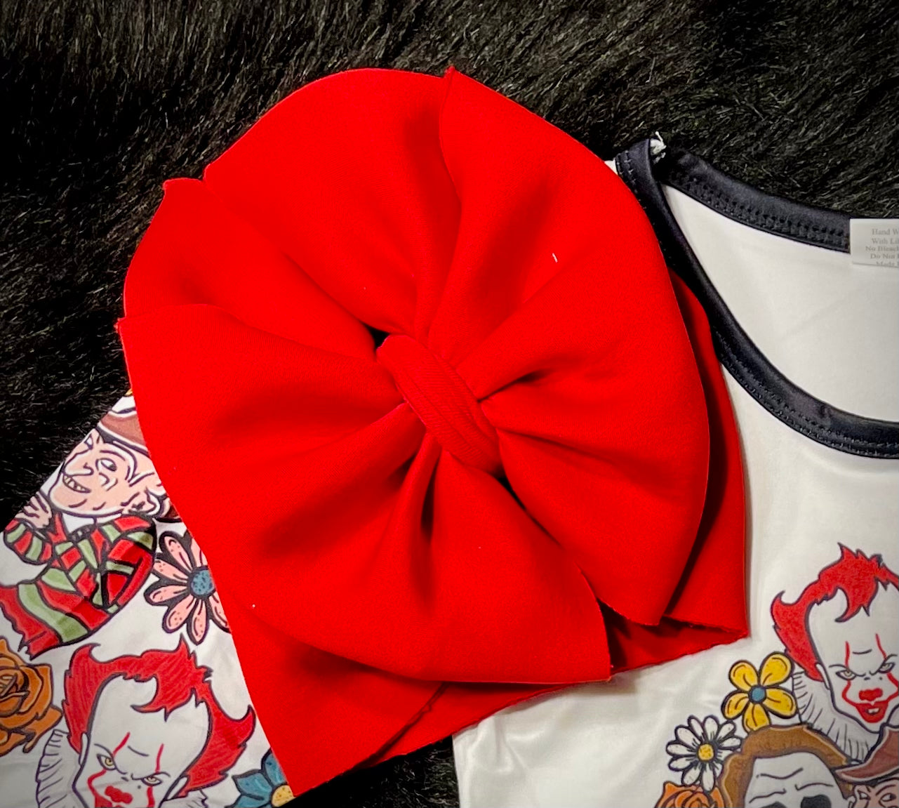 Red scuba bows