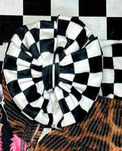 Load image into Gallery viewer, Plush velvet Checkered bows
