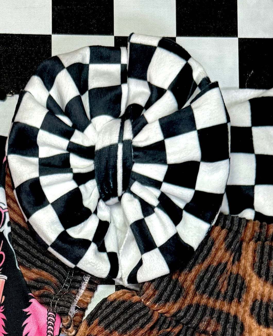 Plush velvet Checkered bows