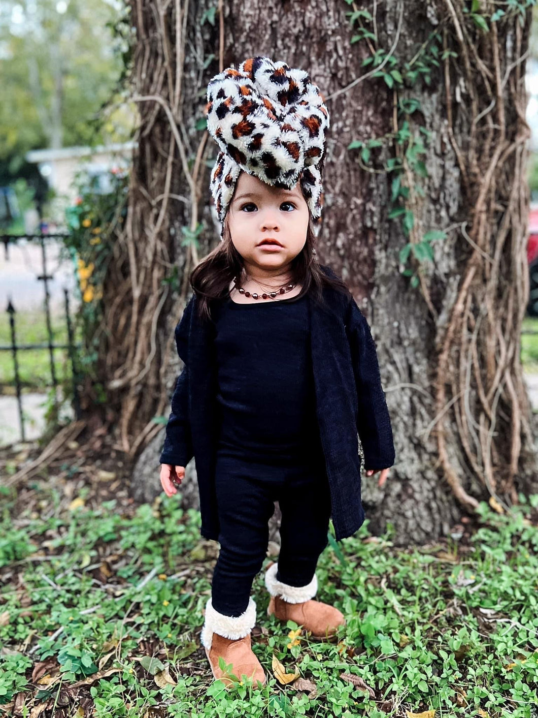 Cheetah Sherpa bow 🤎