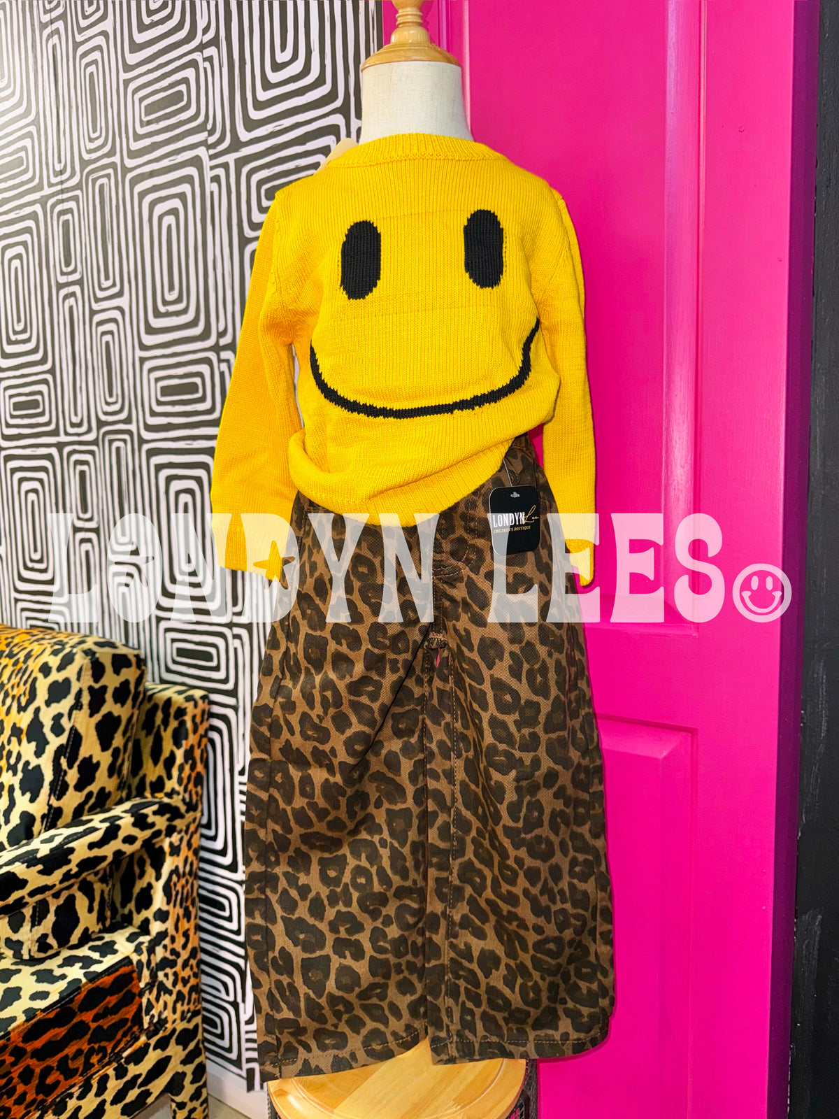 Leopard jeans