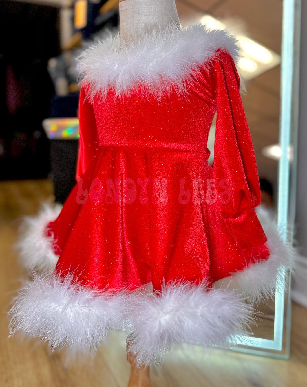 Holiday Glam ✨ (bigger sizes)