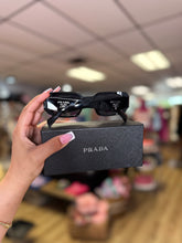 Load image into Gallery viewer, Sunglasses
