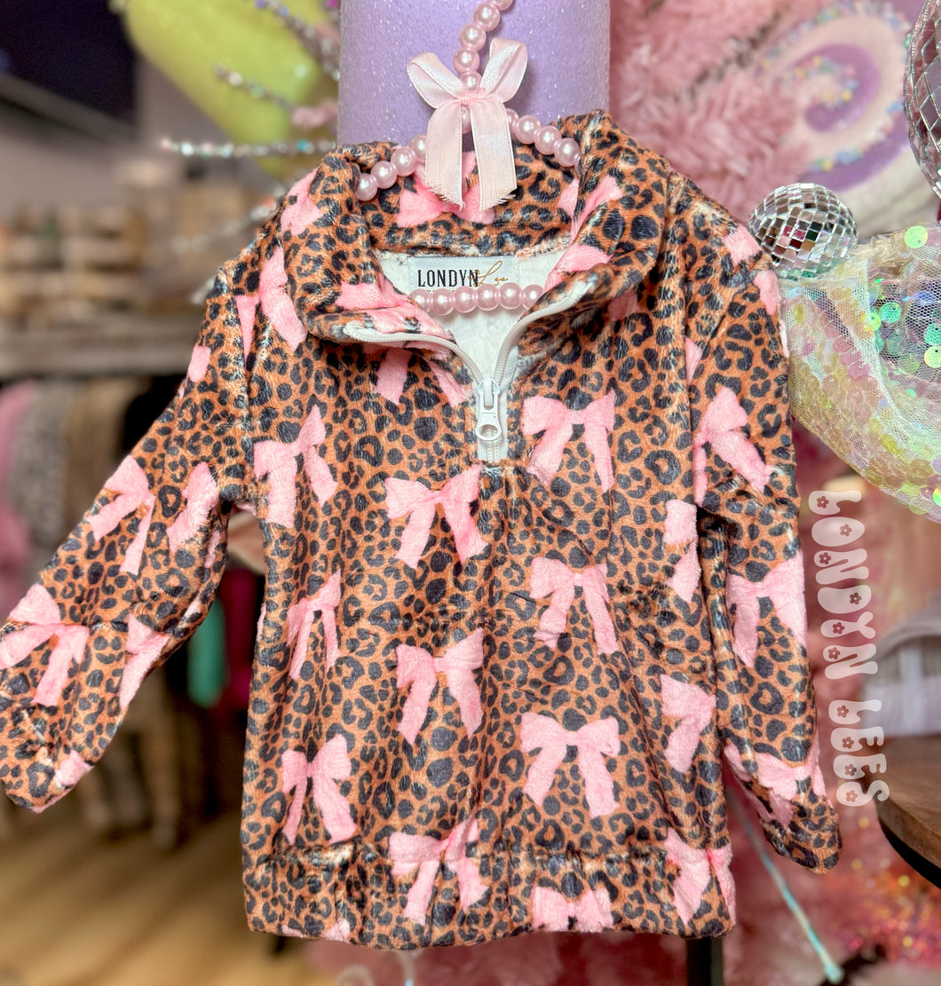 Coquette and Crosses