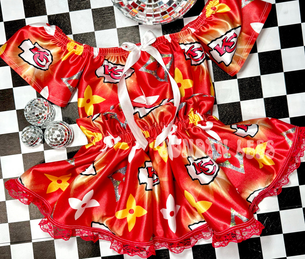 Taylor’s Team ❤️ (bigger sizes)