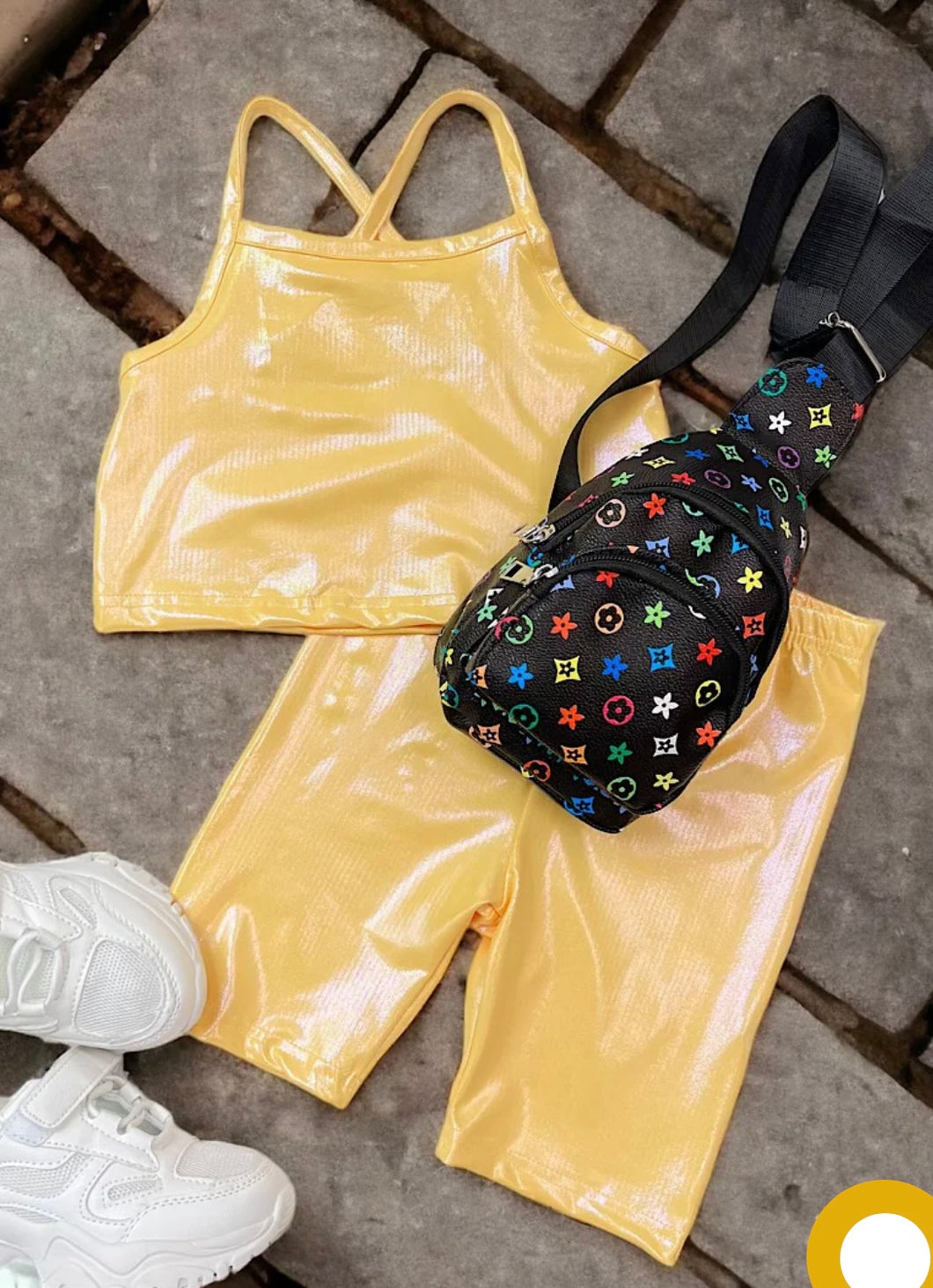 Shimmer yellow biker set