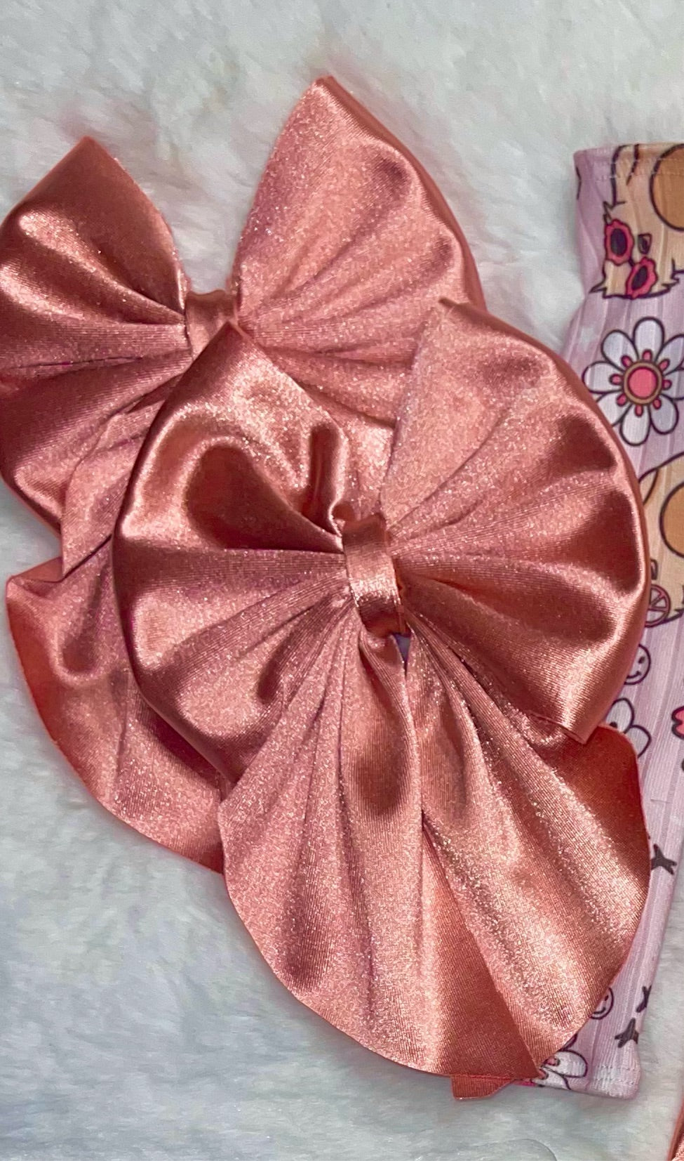 Mauve silk bows